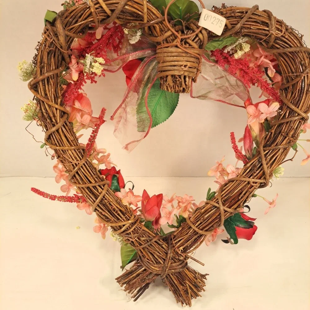 Vintage Avon Gift Collections Spring Heart Wreath Red Pink Flowers Hanging Decor